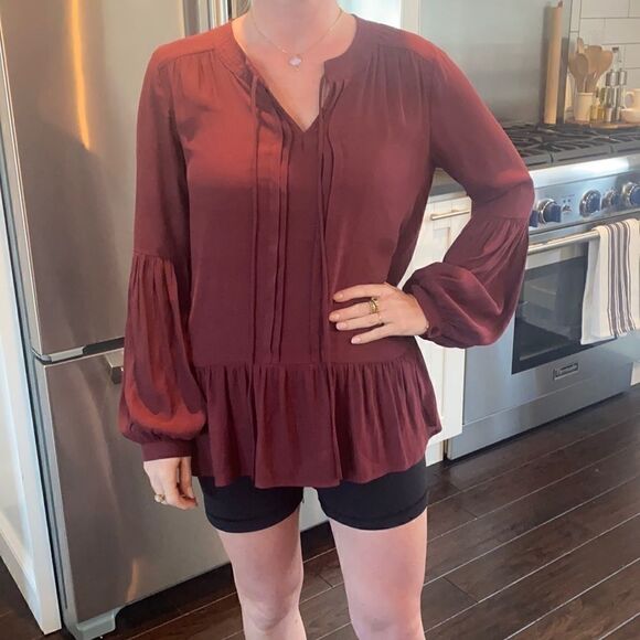 Ro & De maroon Split Neck peplum blouse - Picture 2 of 7